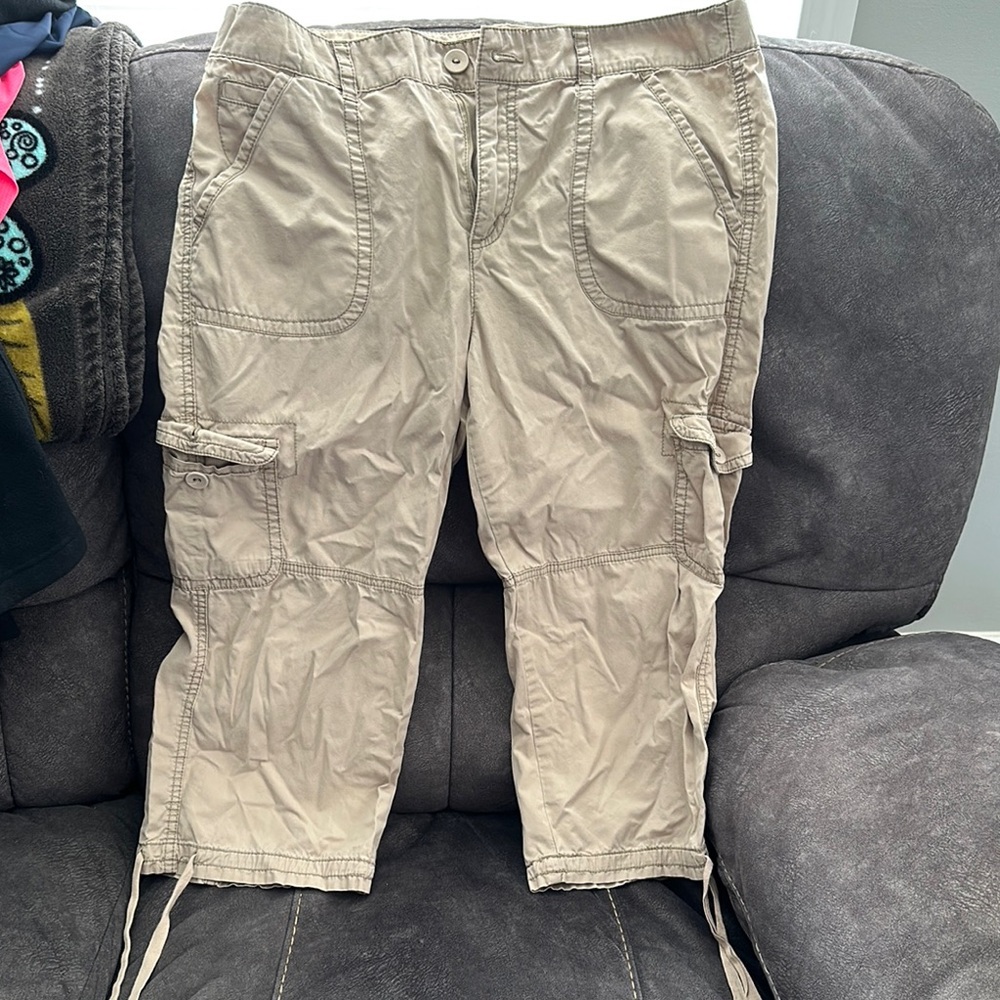 Tan Cargo capris